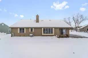 219 Westfield Way, Pewaukee, WI 53072 - Photo 22