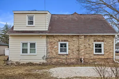 6307 N 104th St, Milwaukee, WI 53225 - Photo 2