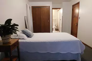 6535 Powell Pl, Wauwatosa, WI 53213 - Photo 8