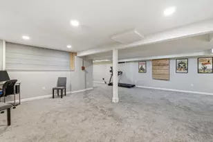 S83W32784 N Oak Tree Ct, Mukwonago, WI 53149 - Photo 34