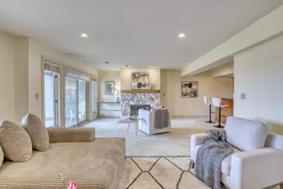 N24W30375  Crystal Springs Dr, Delafield, WI 53072 - Photo 38