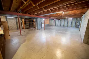 15175 W Kingsway Dr, New Berlin, WI 53151 - Photo 16