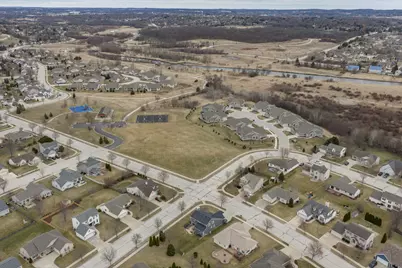 3800  Rivers Crossing Dr, Waukesha, WI 53189 - Photo 52