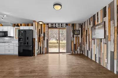 4126 N 47th Pl, Sheboygan, WI 53083 - Photo 6