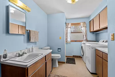 4126 N 47th Pl, Sheboygan, WI 53083 - Photo 16