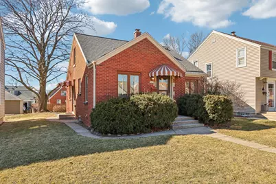 3163 S 28th St, Milwaukee, WI 53215 - Photo 2