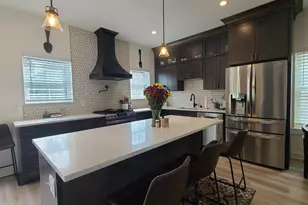 2012 N 13th St, Milwaukee, WI 53205 - Photo 4
