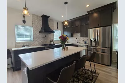 1629 N 20th St, Milwaukee, WI 53205 - Photo 6