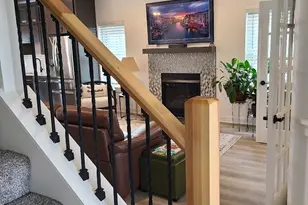 2034 N 13th St, Milwaukee, WI 53205 - Photo 10