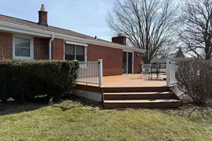 1134 Bluebird Ln, Racine, WI 53182 - Photo 4