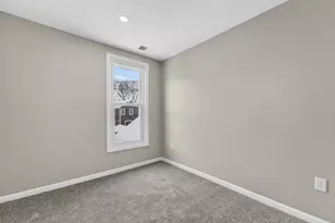 2519 S Austin St, Milwaukee, WI 53207 - Photo 12