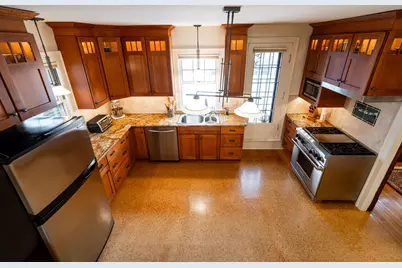 838 N 64th St, Wauwatosa, WI 53213 - Photo 10