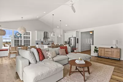 35097  Yahara Dr, Summit, WI 53066 - Photo 8