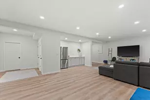 35097 Yahara Dr, Summit, WI 53066 - Photo 36