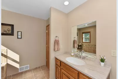 18525  Pleasant St, Brookfield, WI 53045 - Photo 18