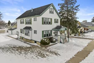 1319 Menomonee Ave, South Milwaukee, WI 53172 - Photo 2