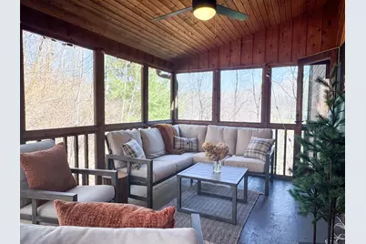 N6587  McCurdy Rd, Onalaska, WI 54636 - Photo 12
