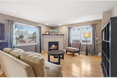 W269N2723  Lelah Ave, Pewaukee, WI 53072 - Photo 6