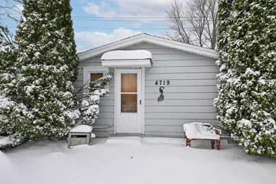 4719 N 126th St, Butler, WI 53007 - Photo 2