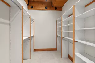 541 E Erie St, Milwaukee, WI 53202 - Photo 30