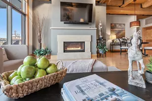 541 E Erie St, Milwaukee, WI 53202 - Photo 8