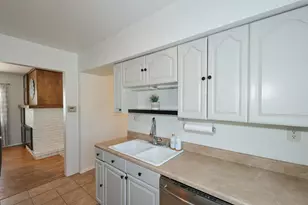 309 N 116th St, Wauwatosa, WI 53226 - Photo 38
