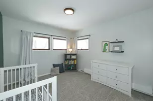 309 N 116th St, Wauwatosa, WI 53226 - Photo 14