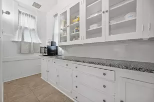 615 E Otjen St, Milwaukee, WI 53207 - Photo 26