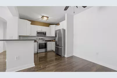 W206N16704  Blackberry Cir #2205, Jackson, WI 53037 - Photo 8
