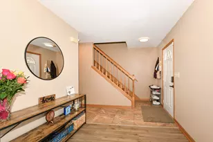 8325 N 93rd St, Milwaukee, WI 53224 - Photo 6