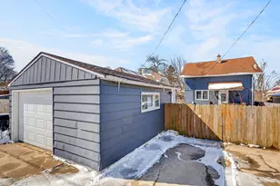 1139 Jefferson St, Racine, WI 53404 - Photo 20