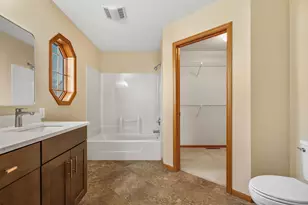 2641 13th Ct, La Crosse, WI 54601 - Photo 12