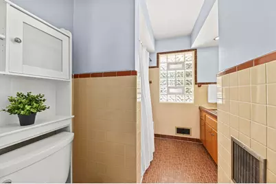 537 N 114th St, Wauwatosa, WI 53226 - Photo 20