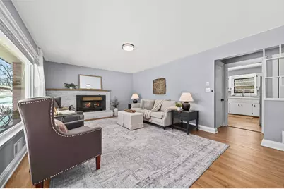 537 N 114th St, Wauwatosa, WI 53226 - Photo 6