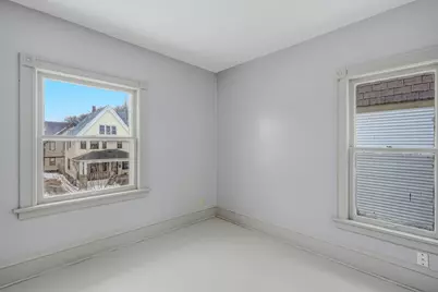 4722 W Garfield Ave, Milwaukee, WI 53208 - Photo 16