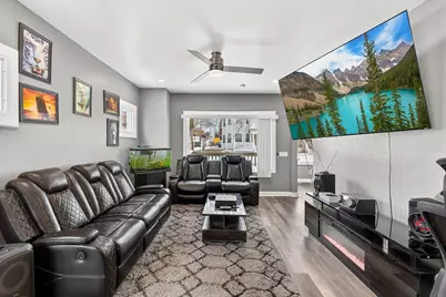 3299 N 9th St, Milwaukee, WI 53206 - Photo 8