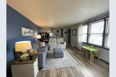 137  Chippewa Dr, Sheboygan Falls, WI 53085 - Photo 2