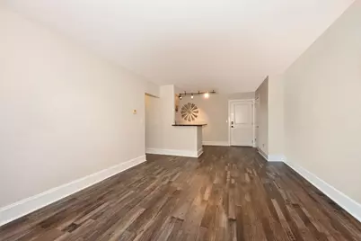 2121 N Cambridge Ave #205, Milwaukee, WI 53202 - Photo 6