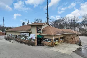 131 Wells St, Lake Geneva, WI 53147 - Photo 1