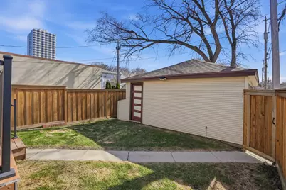 1425 E Russell Ave, Milwaukee, WI 53207 - Photo 44