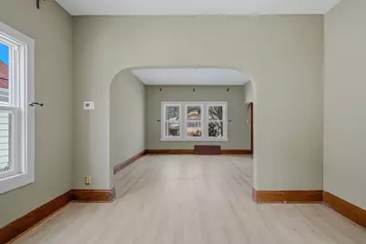 3163 S Brisbane Ave, Milwaukee, WI 53207 - Photo 12