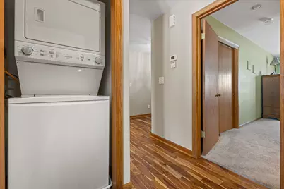 W179N9773  Riversbend Cir, Germantown, WI 53022 - Photo 18