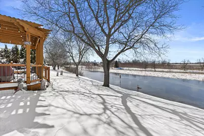 W179N9773  Riversbend Cir, Germantown, WI 53022 - Photo 4
