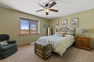 W179N9773 Riversbend Circle, Germantown, WI 53022 - Photo 20