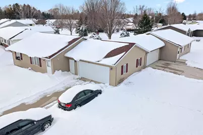 4510  Menasha Ave, Manitowoc, WI 54220 - Photo 4