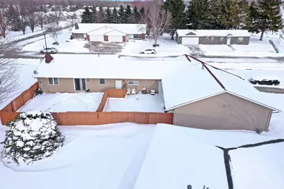 4510  Menasha Ave, Manitowoc, WI 54220 - Photo 2