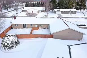 4510 Menasha Ave, Manitowoc, WI 54220 - Photo 2