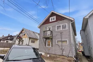 1508 S 81st St, West Allis, WI 53214 - Photo 4