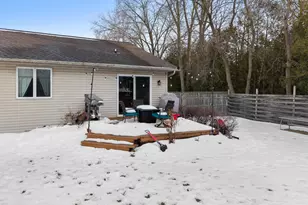 1155 W Madison Ave, Cleveland, WI 53015 - Photo 28