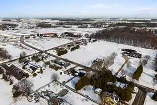 1155 W Madison Ave, Cleveland, WI 53015 - Photo 32